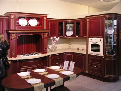 Кухня «Корсика красная» рубин с золотом